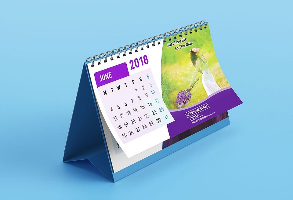 20211017062021 12907758 table calendar