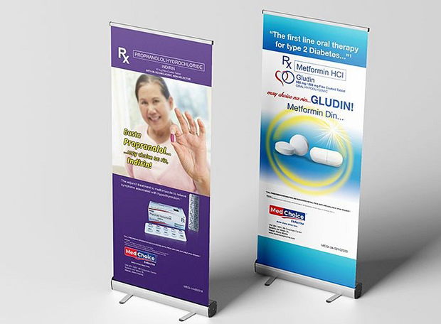 pull up bannerstand 620 x 456